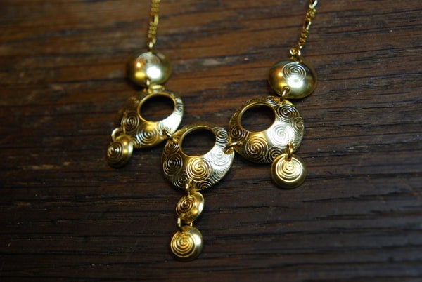 Guovssahasat-kaulakoru ketjulla