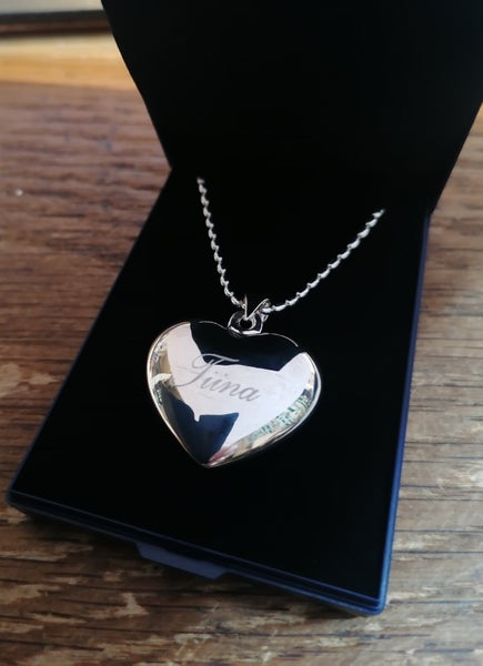 Syd&auml;men viesti -riipus